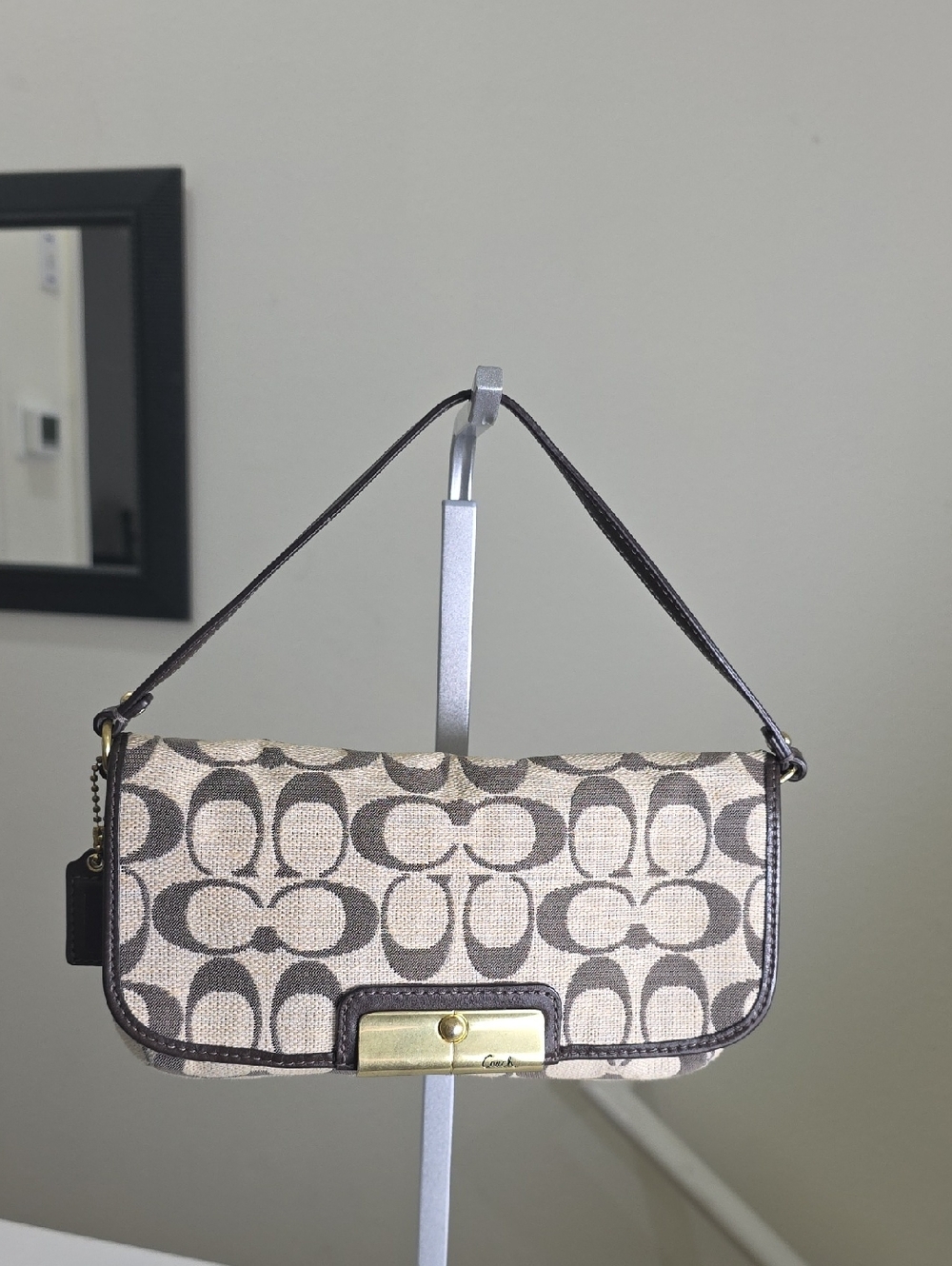 COACH Kristin Signature Fabric/Mahogony Leather Trim Large Wristlet/Minibag EUC - Picture 2 of 16